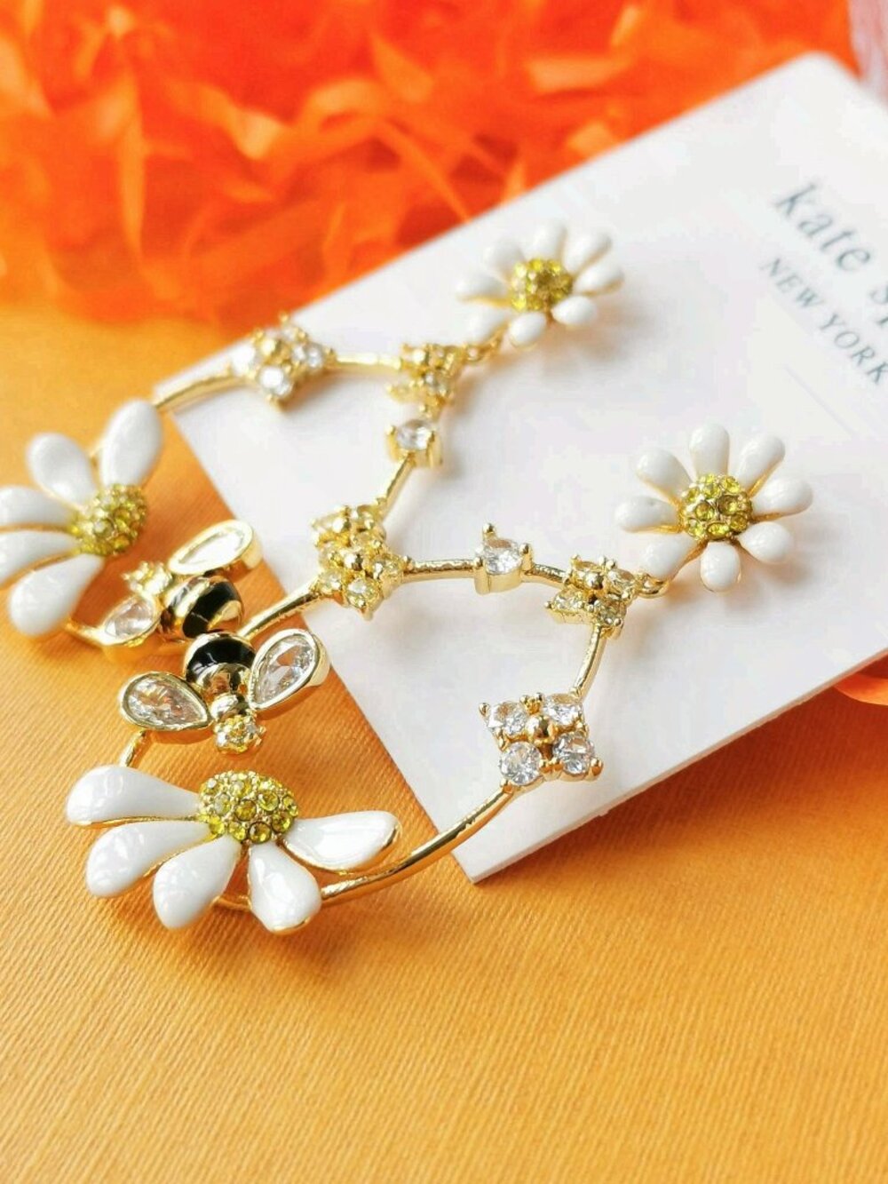 Kate Spade dazzling daisies hoops Earrings - Picture 2 of 3